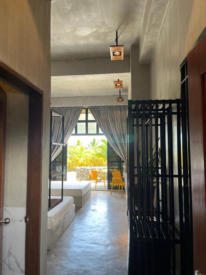 Vistapaloma Beach Resort Odiong Exterior foto